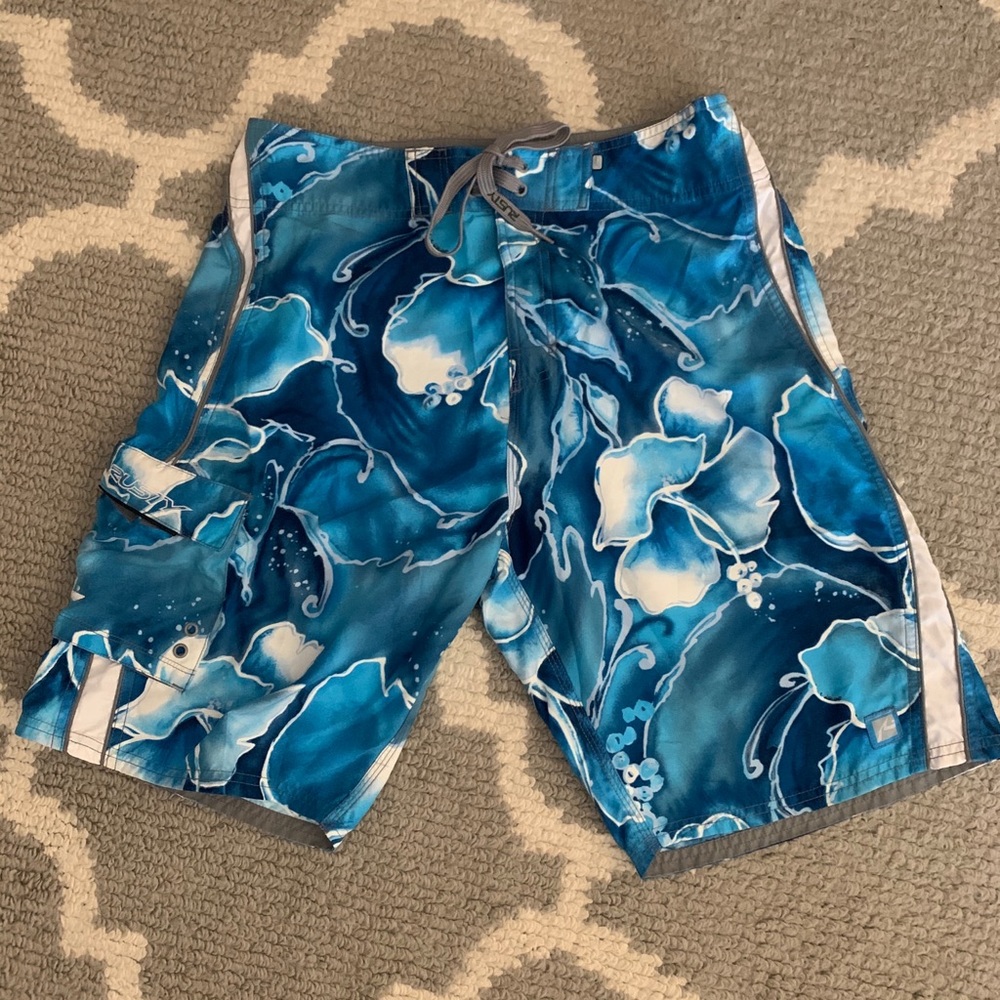Men’s Rusty board shorts size 32